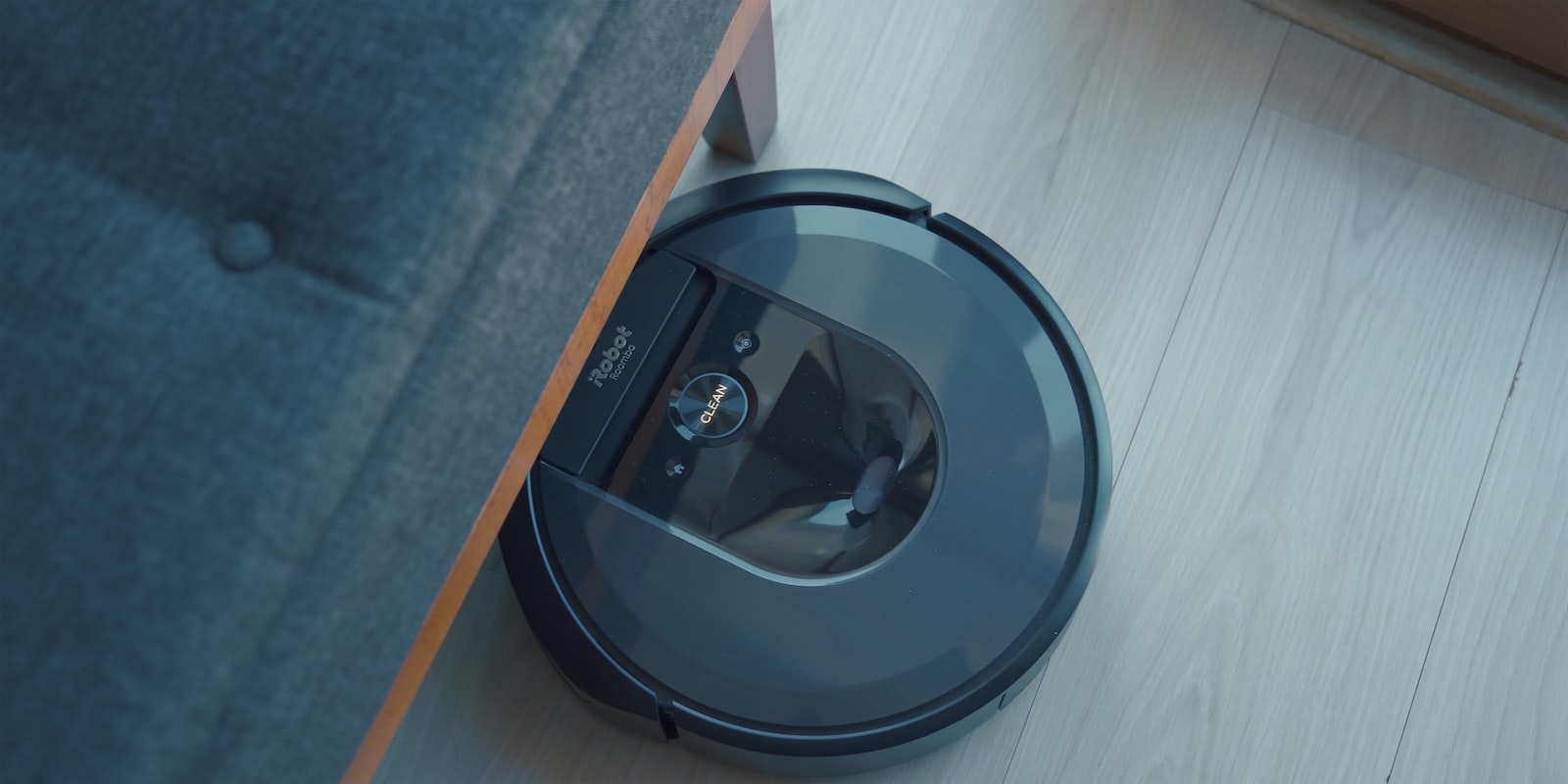 robot vacuum cleaner under furniture